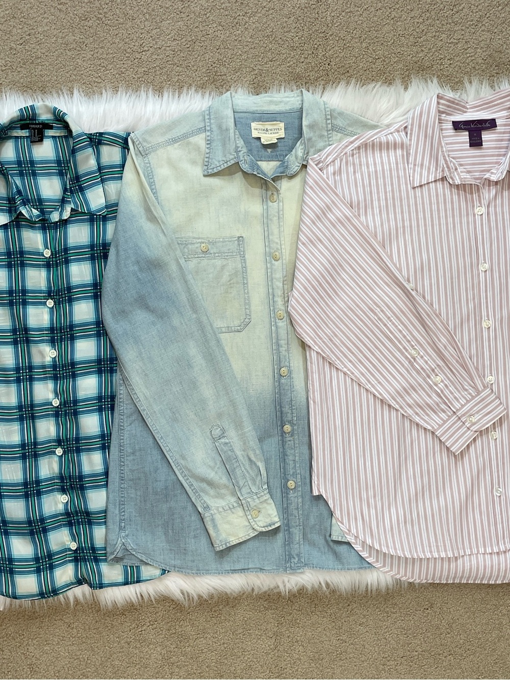 🍁 Bundle of3 Button Up Shirts Size M